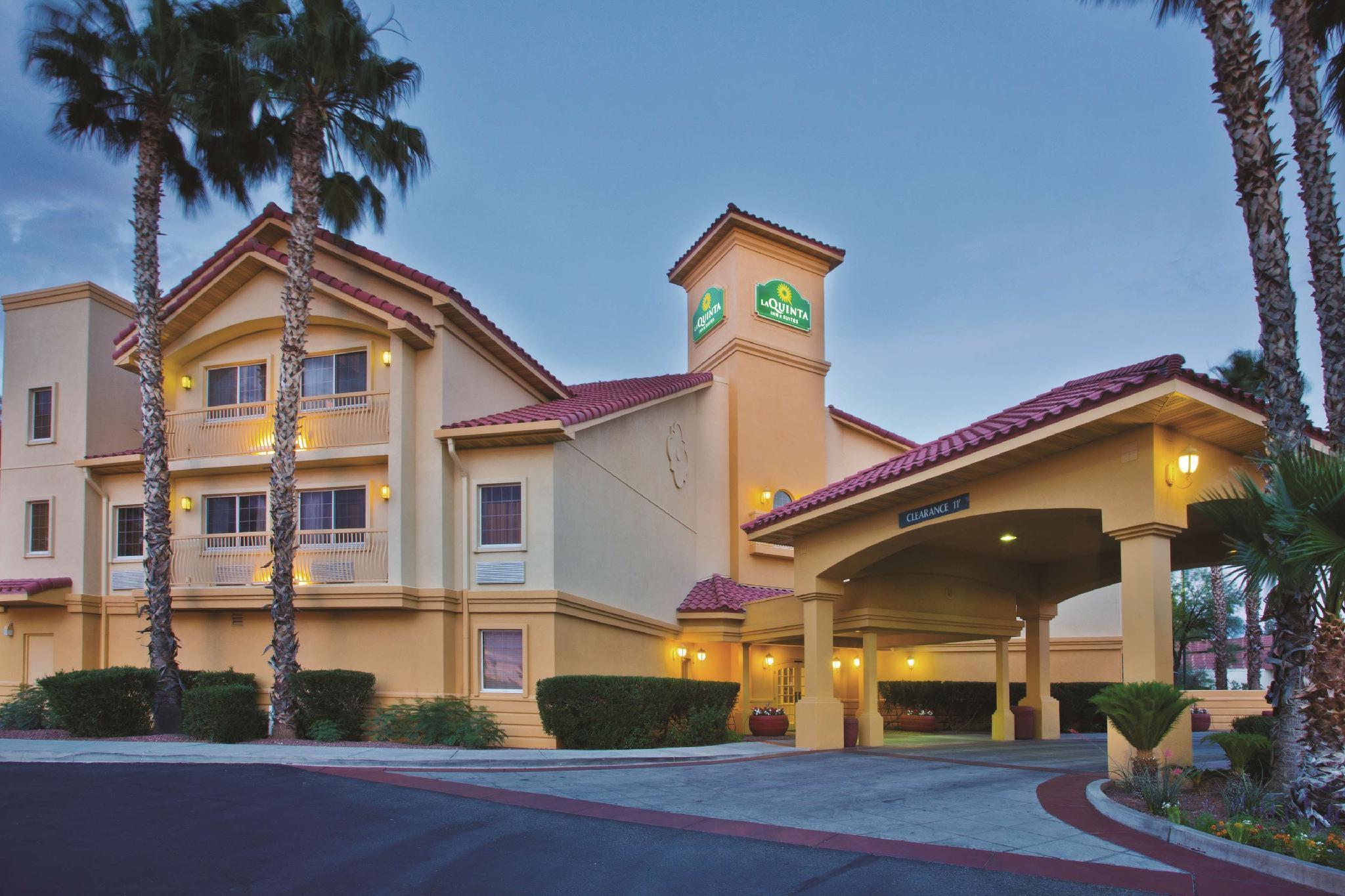 La Quinta By Wyndham Tucson Airport Hotel Exterior photo